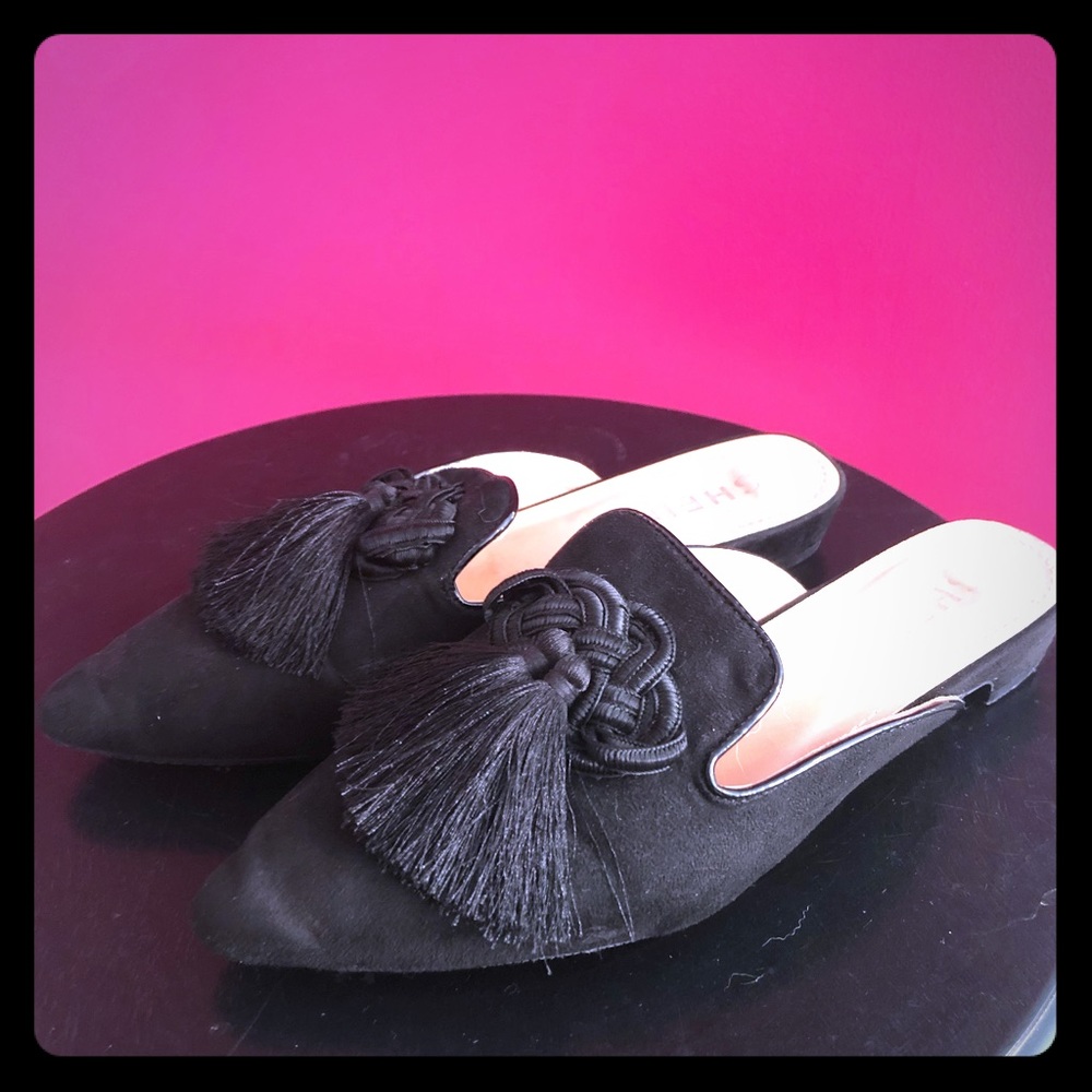 Classy black suede mule loafers with tassel